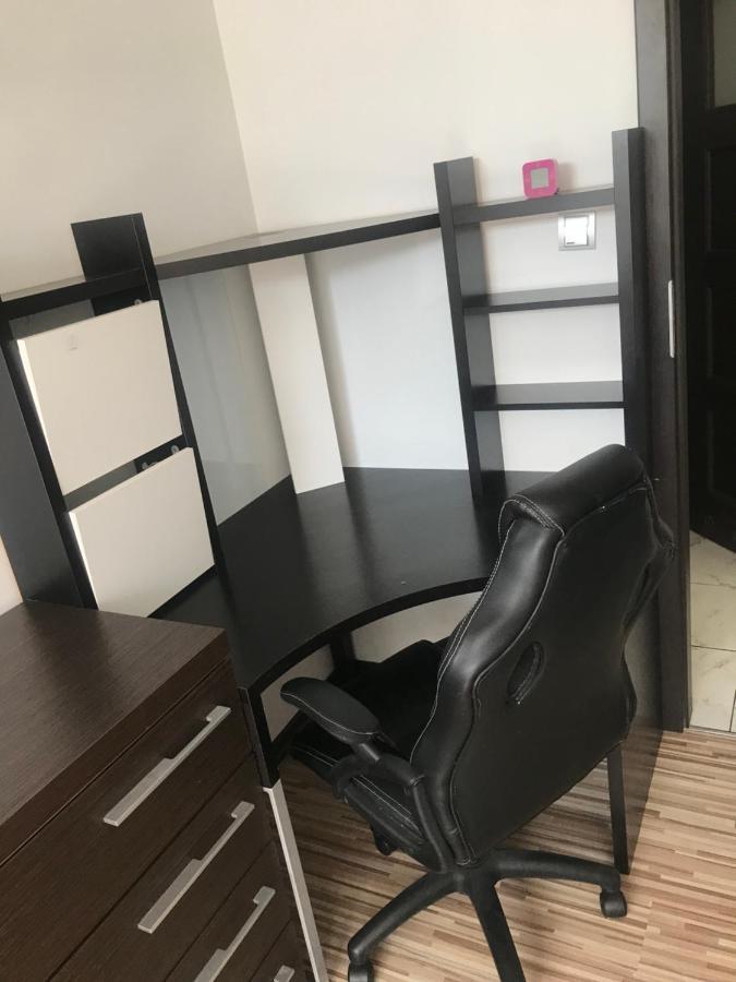 Chlodna Apartamento Varsóvia Exterior foto